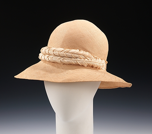 ca. 1928-Brooklyn Museum Costume Collection at The Metropolitan Museum of Art, Gift of the Brooklyn Museum, 2009; Gift of Mrs. Frederick H. Prince, Jr., 1967